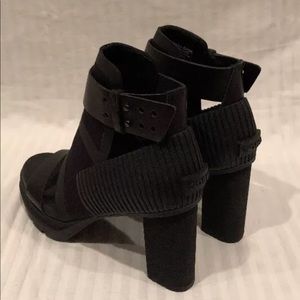 sorel medina sandal